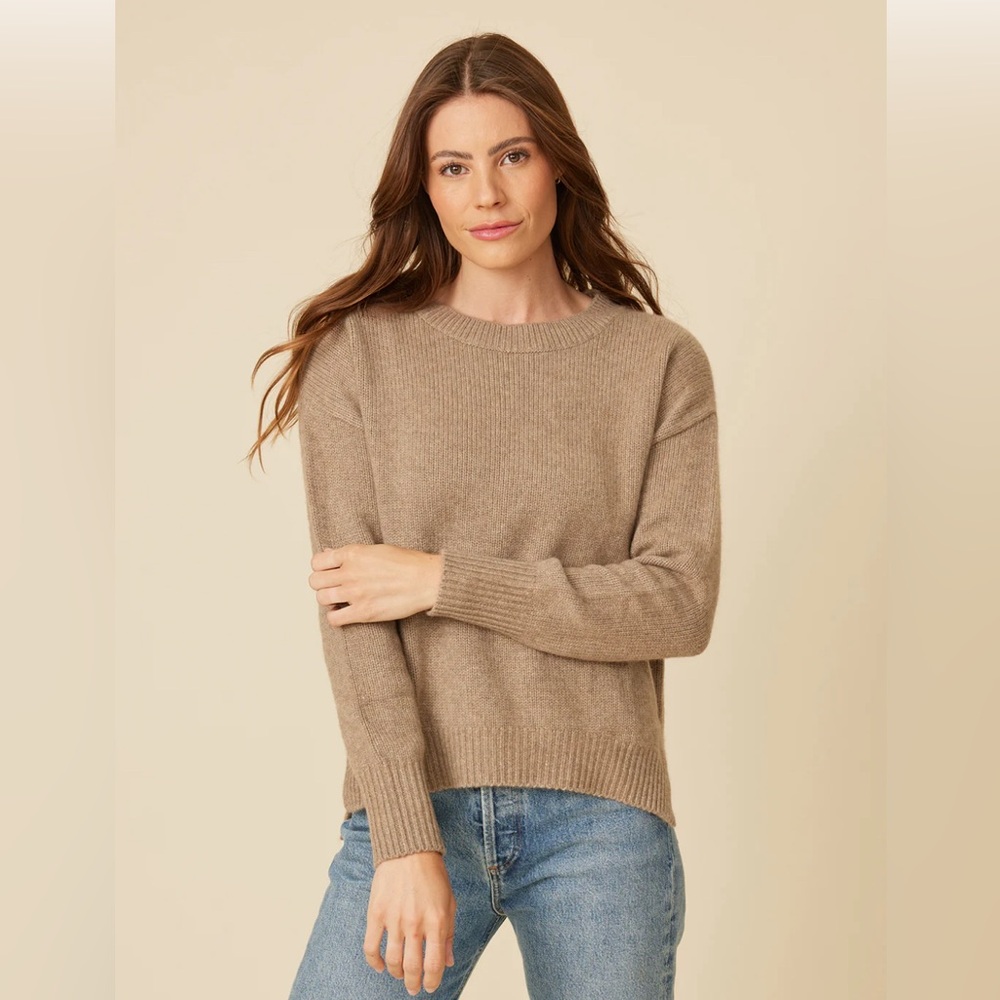 Cashmere crew neck Pullover - Flax. One Gray Day “Lyle”. Size medium